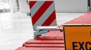 MAX810 semi-trailer as 2+6 axle version